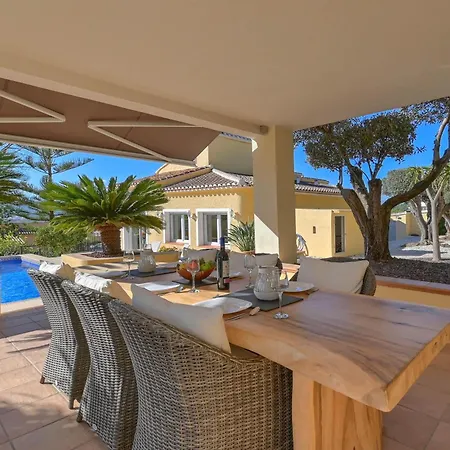Villa El Elefante By Aguilarent *