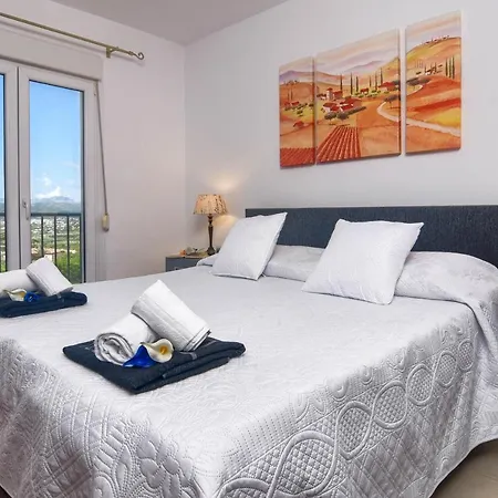 El Elefante By Aguilarent Willa Jávea